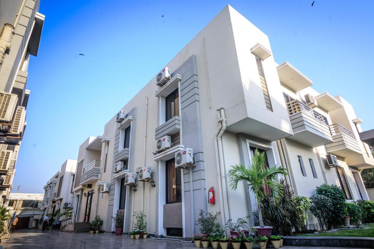 Lokal Rooms X Shahrah-E-Faisal Карачі Екстер'єр фото