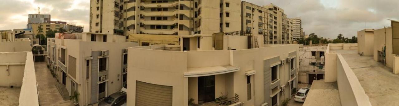 Lokal Rooms X Shahrah-E-Faisal Карачі Екстер'єр фото